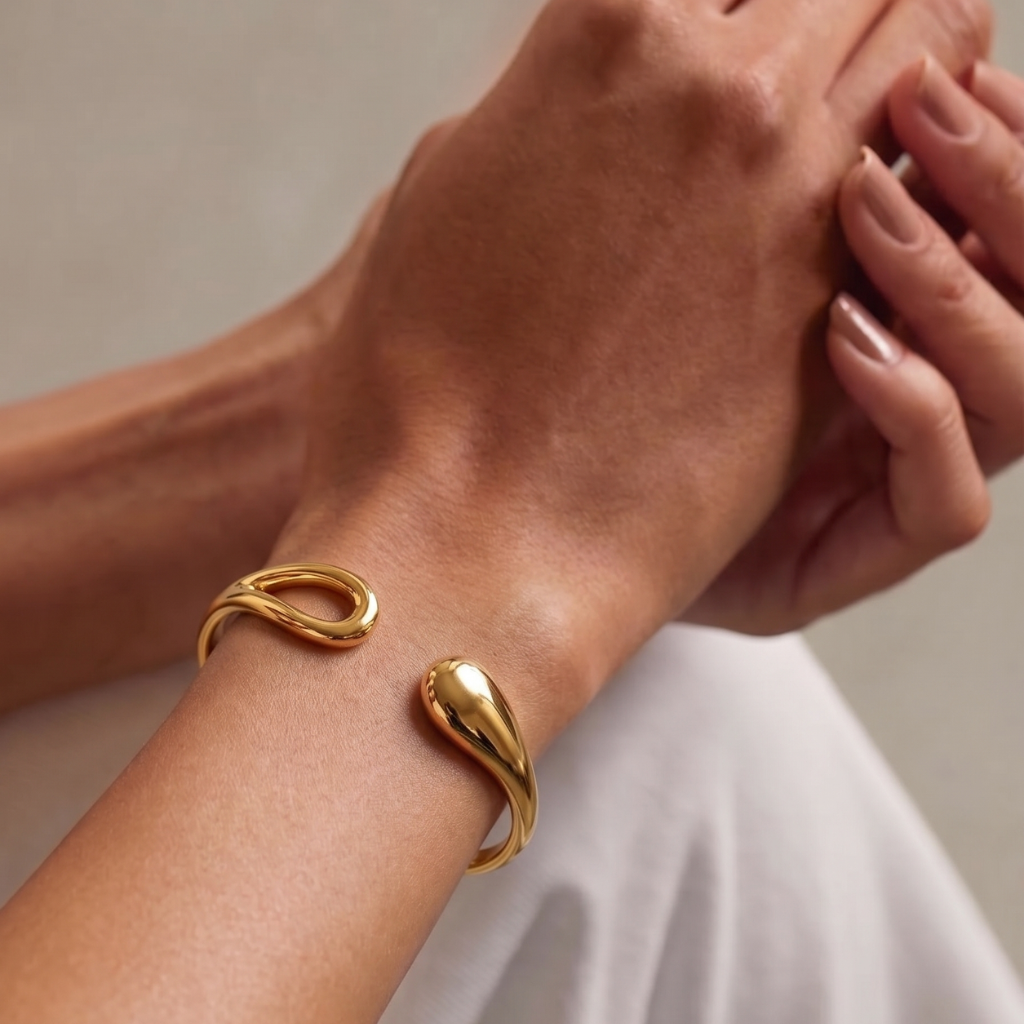 Nova Flow Cuff