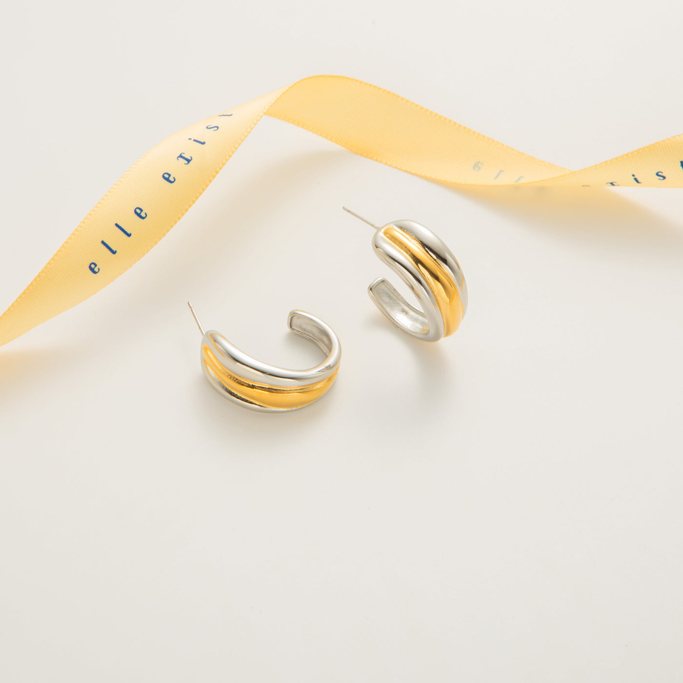 Dual-Tone Crescent