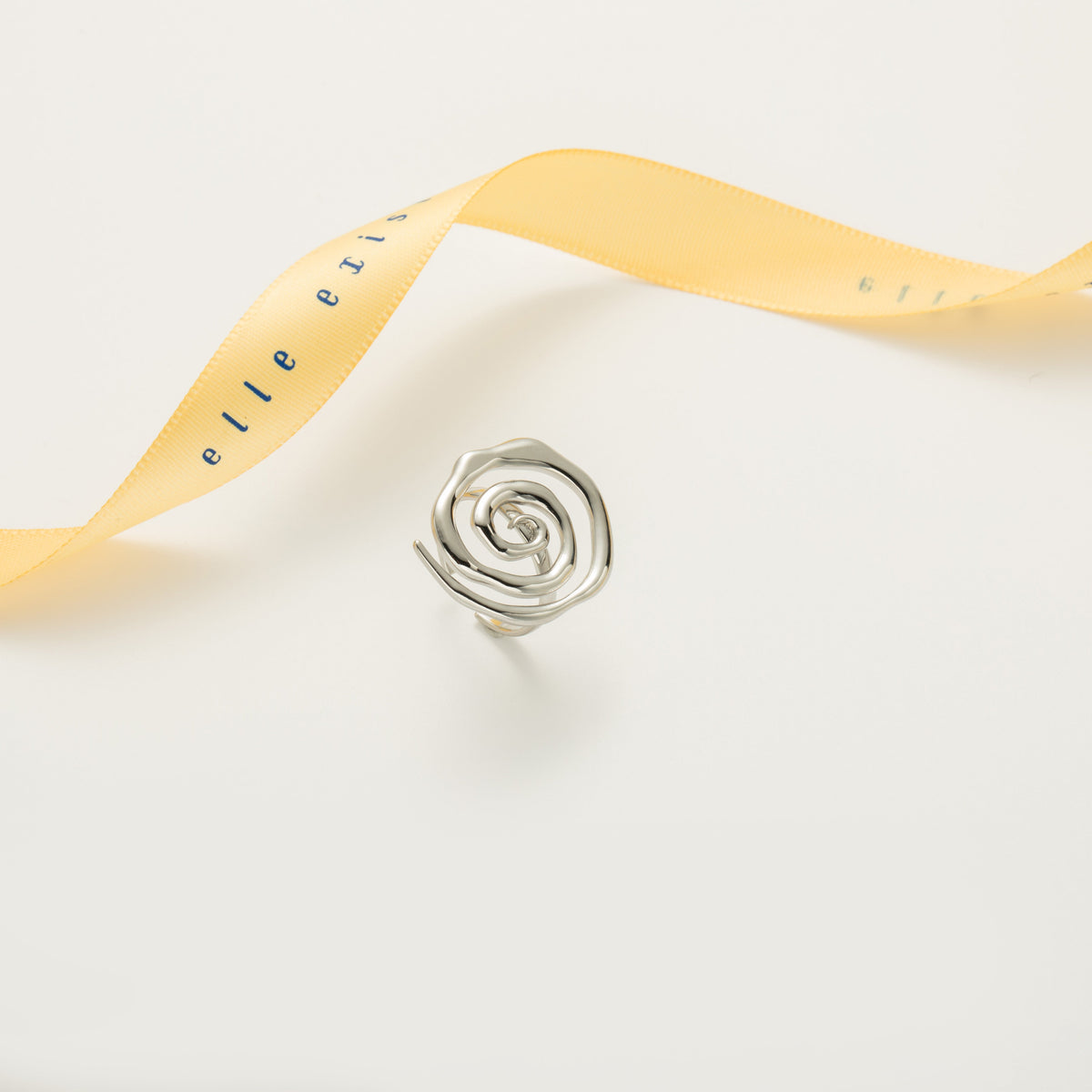 Aira Spiral